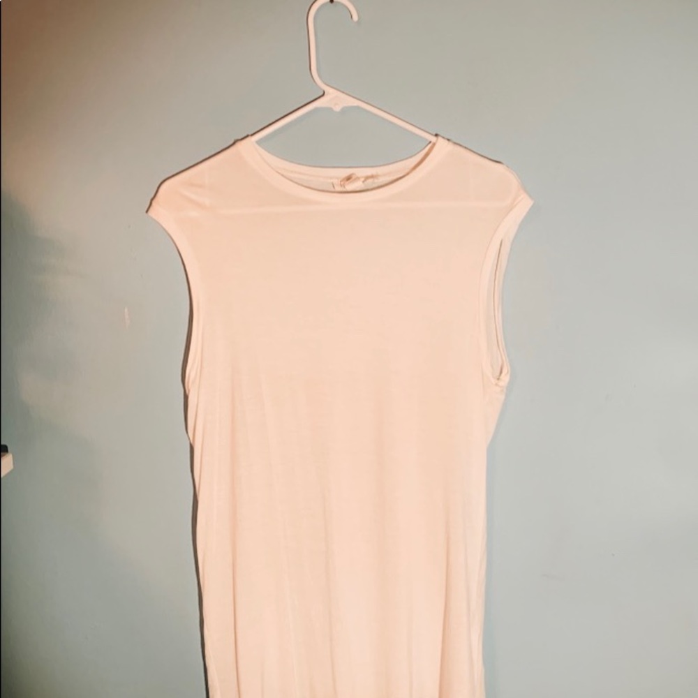 White Top - Picture 2 of 2